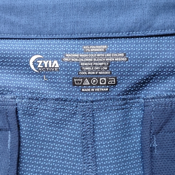 ZYIA Not Just A Trail Short - Picture 6 of 10